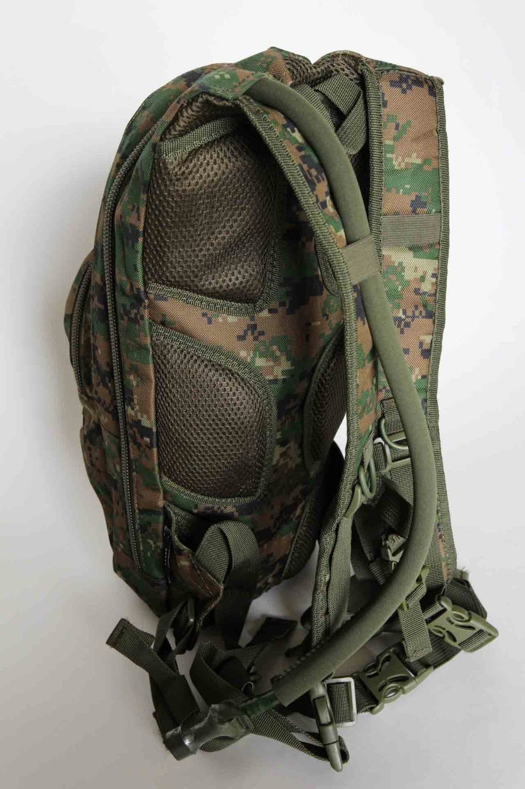 3L Reservoir Hydration Molle Carrier Backpack Pack Hiking Biking Cycling Running